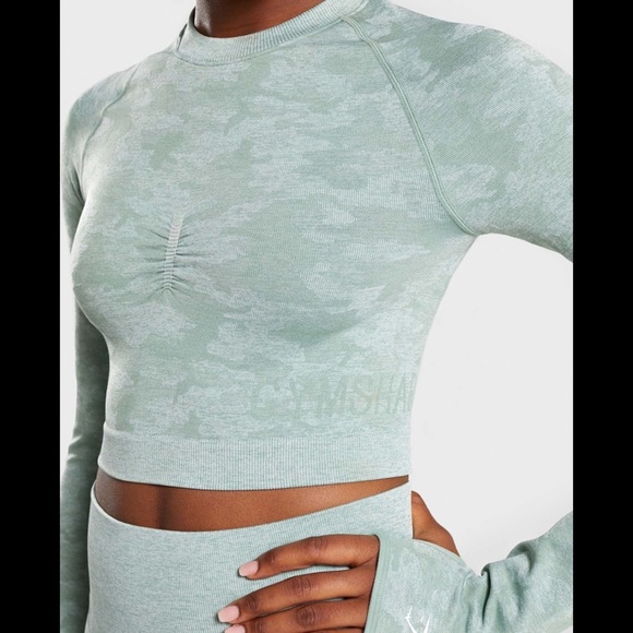 Gymshark Women's Camo Seamless Long Sleeve Crop Top Sage Green XS - Picture 2 of 7